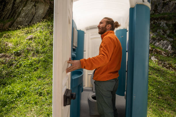 Best Affordable portable toilet rental  in North Puyallup, WA